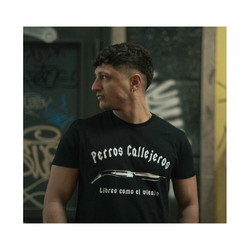 Camiseta perros callejeros