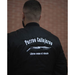BOMBER NEGRA PERROS CALLEJEROS